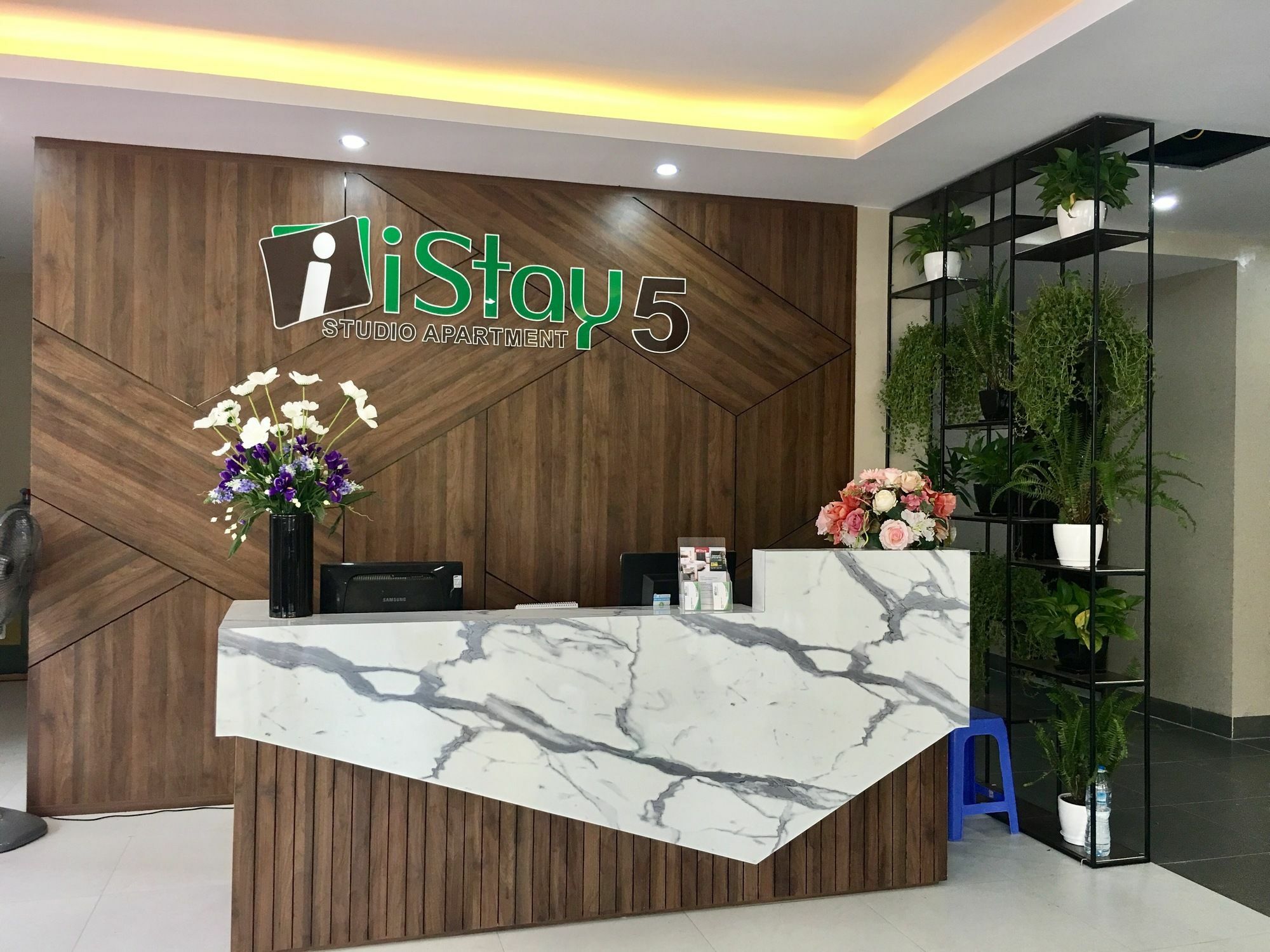Istay Hotel Apartment 5 Hanoi Exterior photo