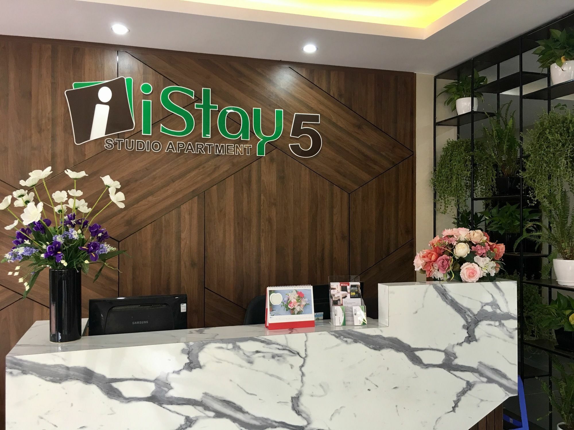 Istay Hotel Apartment 5 Hanoi Exterior photo